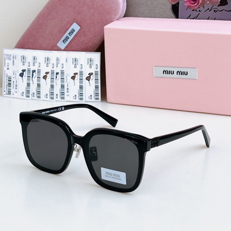MIU MIU